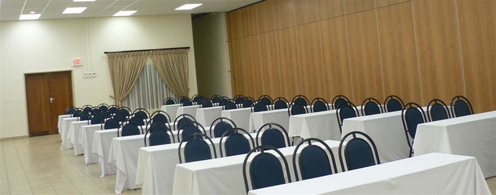 Karibu Leisure Resort Thapane Экстерьер фото